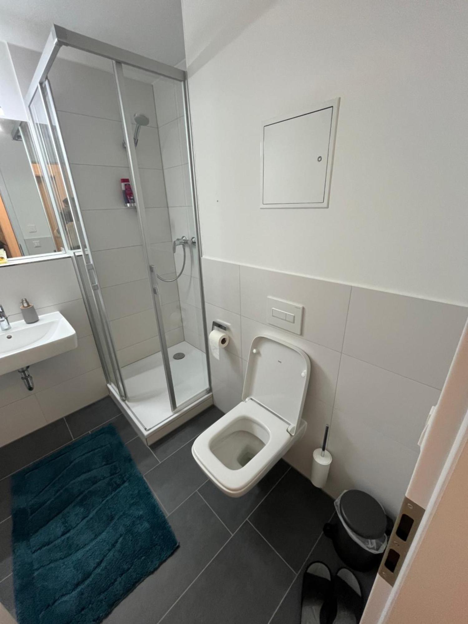 New Business Apartment Nr.15 Dresden Buitenkant foto